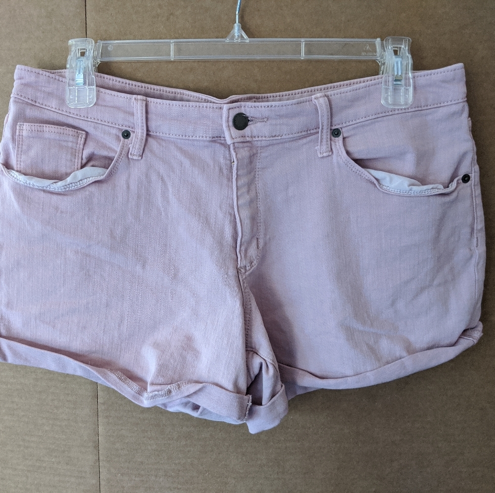 Pink/rose Jean shorts